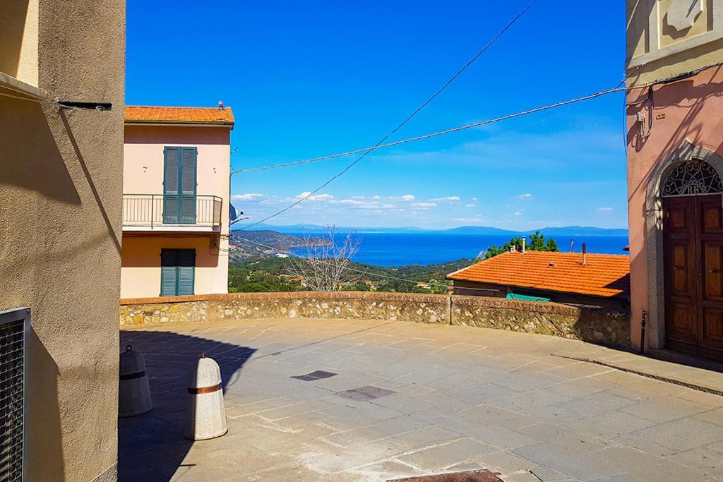Casa Iris Apartment Capoliveri  Bagian luar foto